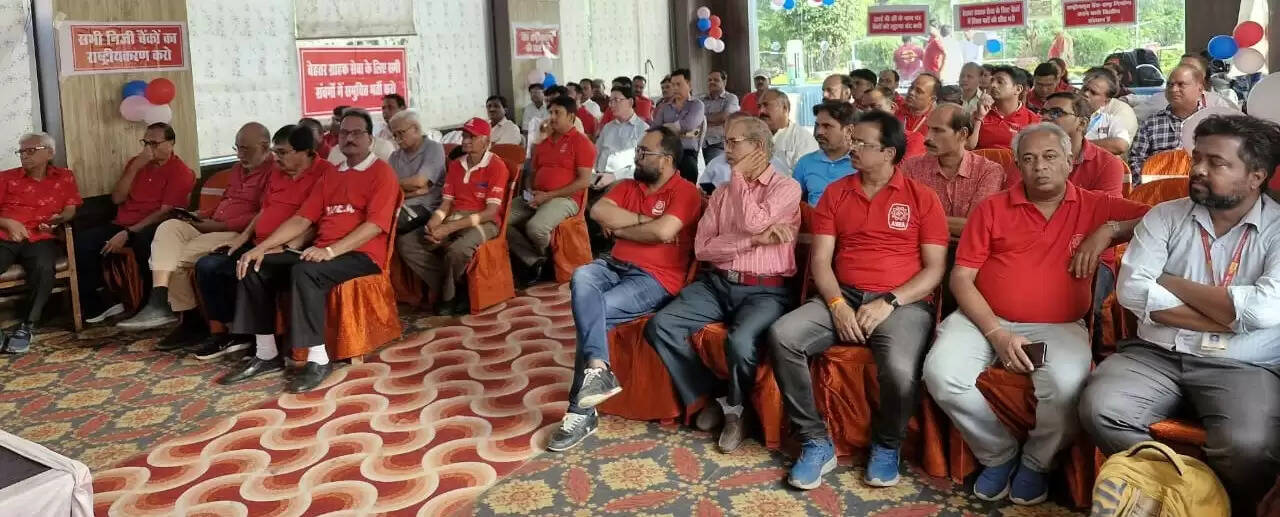 “बैंक राष्ट्रीयकरण दिवस पर संकल्प सभा: सार्वजनिक बैंकों को कमजोर करने के प्रयासों का डटकर विरोध”