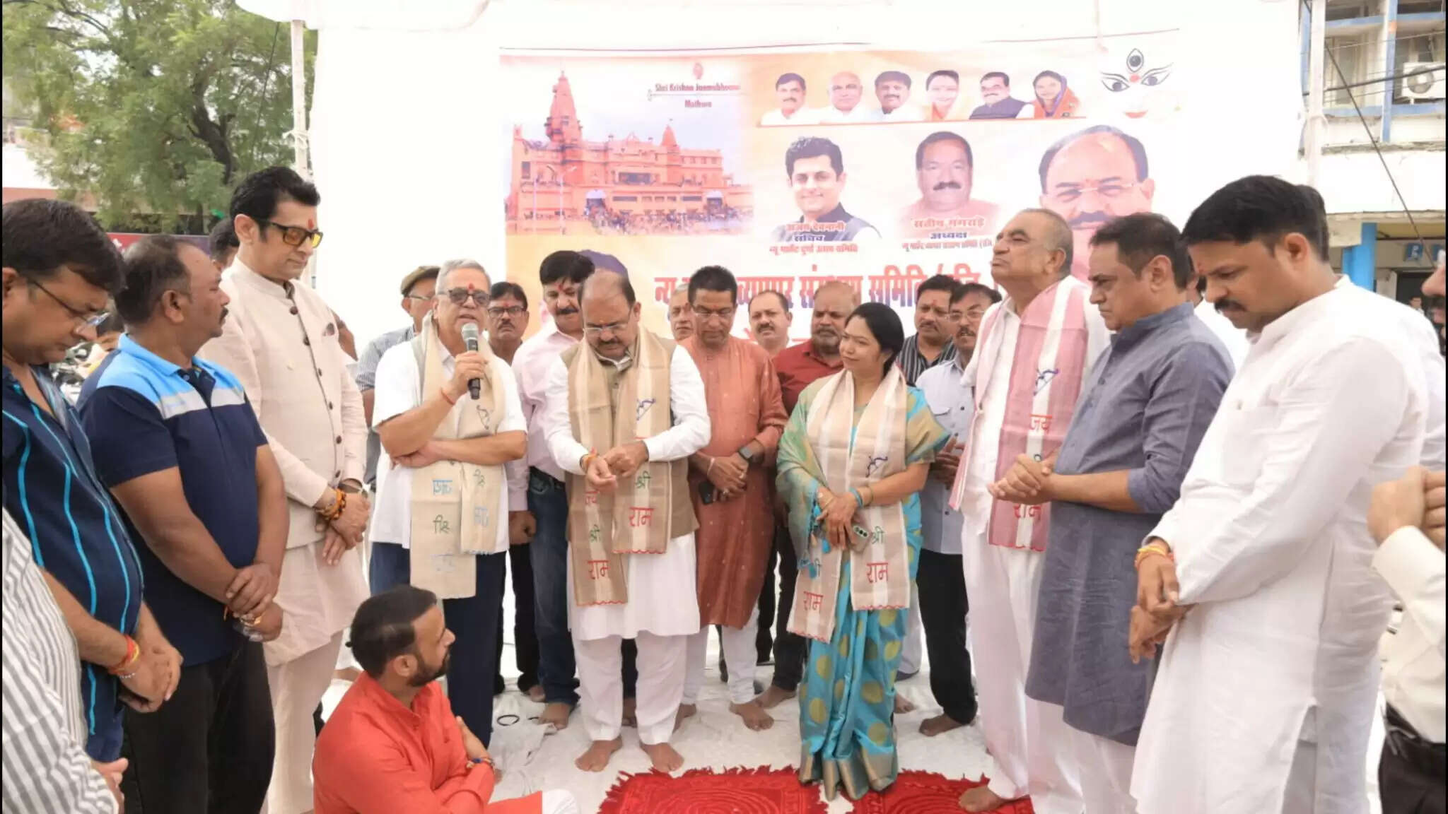 मथुरा के श्रीकृष्ण जन्मभूमि मंदिर की प्रतिकृति में सजेगी न्यू मार्केट की भव्य दुर्गा झांकी, 45 लाख की लागत से होगा निर्माण